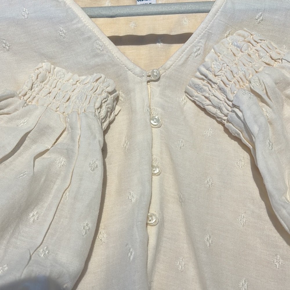 Blouse - Picture 2 of 5